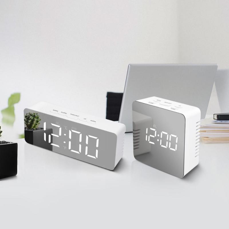 Digital Clocks Bringing Innovation to Your Home Decor. Here