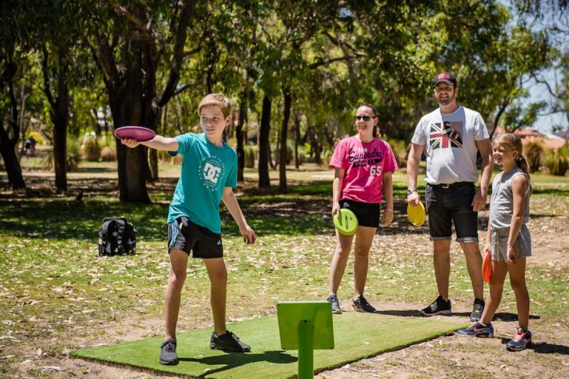 Disc Golf Equipment Near Me: How to Find the Perfect Set for Your Game