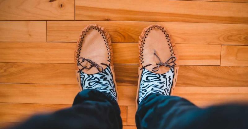 Discover The 15 Best Shoes For Standing On Concrete All Day In 2023