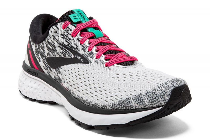 Discover The Nike Lunarfly Womens Running Shoe A Fluid Transition With Cloudlike Underfoot Cushioning