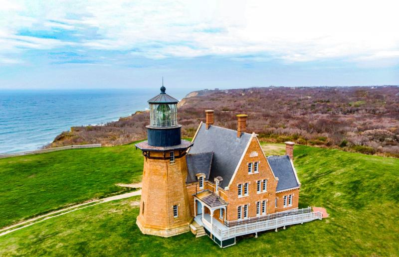 Discover This Charming Coastal Town in Rhode Island