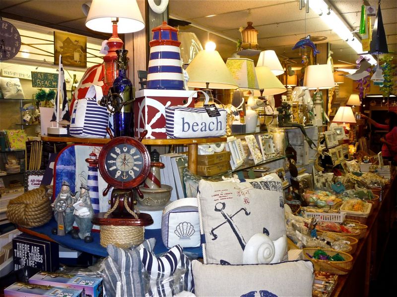 Discover this Popular New England Clothing and Gift Shop
