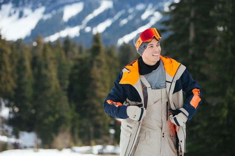 Do These Garments From The North Face Improve Your Winter Sports Enthusiasm. 6 Remarkable Benefits of The Snoga Ski Pant