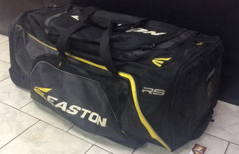 Easton Softball Bag: The 15 Must-Have Features for Your Next Purchase