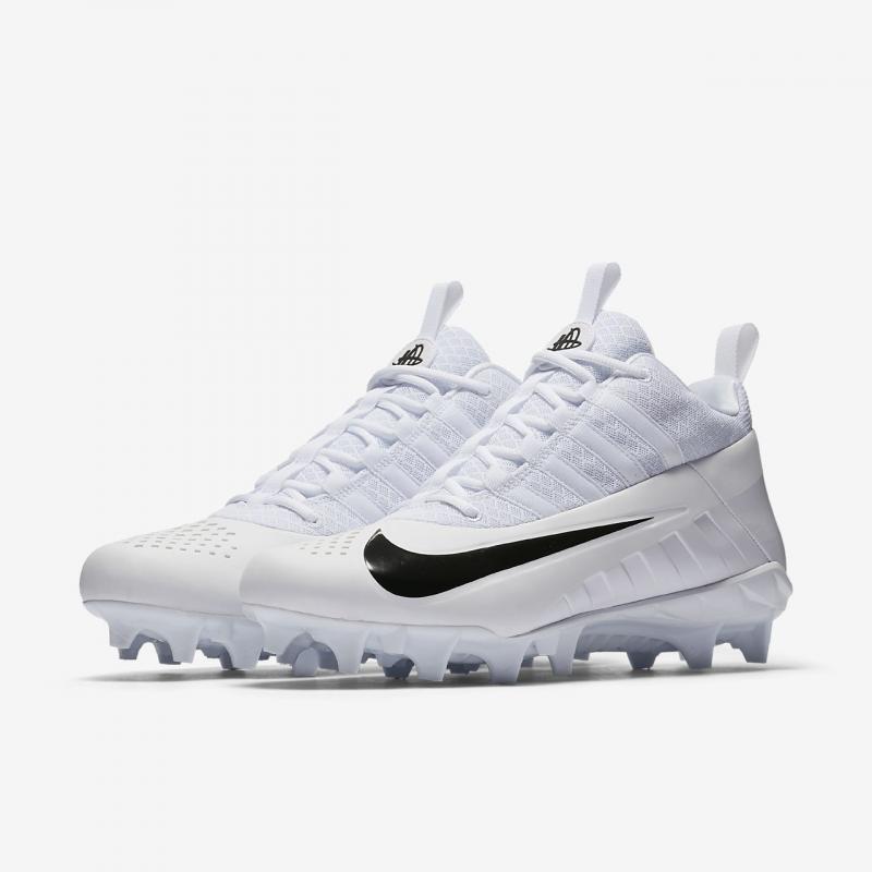Engaging Nike Lacrosse Cleats: The 15 Must-Know Features of the Nike Alpha Huarache 6 Pro