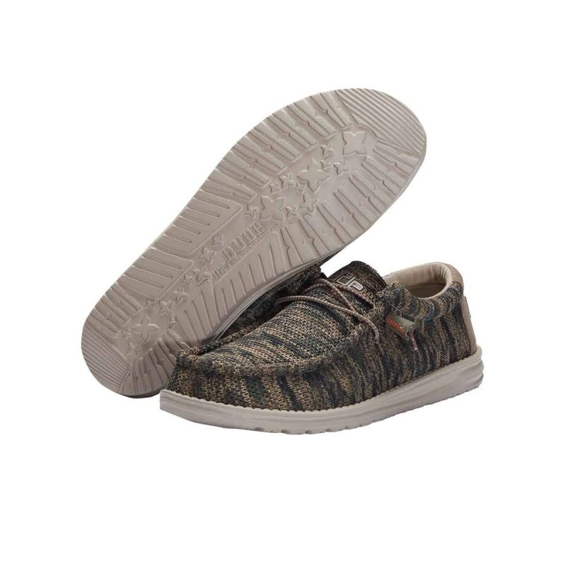 Enjoy Fashion And Comfort  Wally Sox Camo Hey Dudes Shoe Review