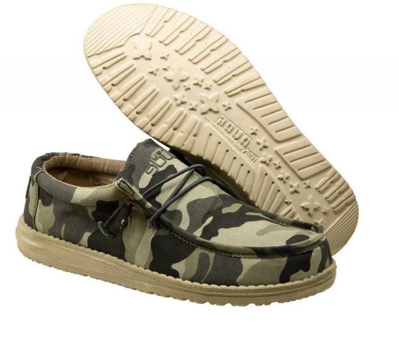 Enjoy Fashion And Comfort  Wally Sox Camo Hey Dudes Shoe Review
