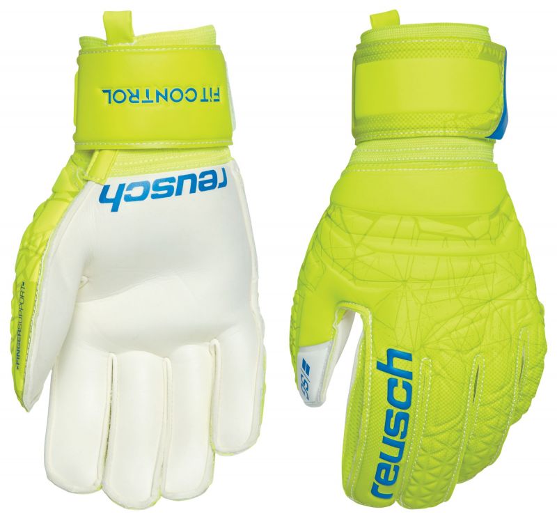 Ensure Proper Goalie Glove Fit For Optimal Performance
