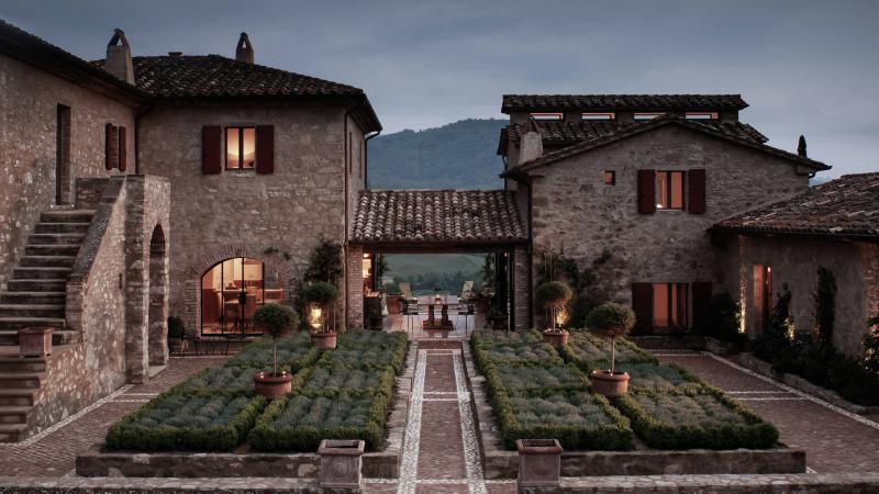 Escape to Villa Valentina in Lucca Italy: An Idyllic Tuscan Villa for Total Tranquility