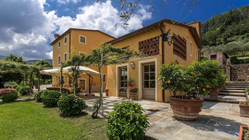 Escape to Villa Valentina in Lucca Italy: An Idyllic Tuscan Villa for Total Tranquility