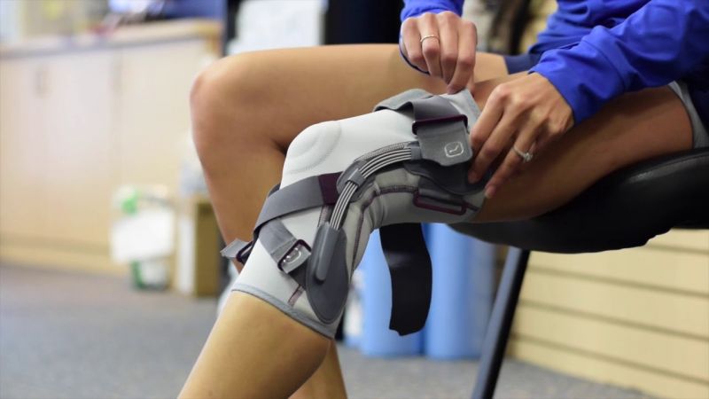 Essential Lacrosse Leg  Knee Protection for Dominant Play
