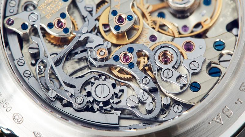 Ever Wondered How They Work: Discover the Magic Behind Clocks with Moving Gears
