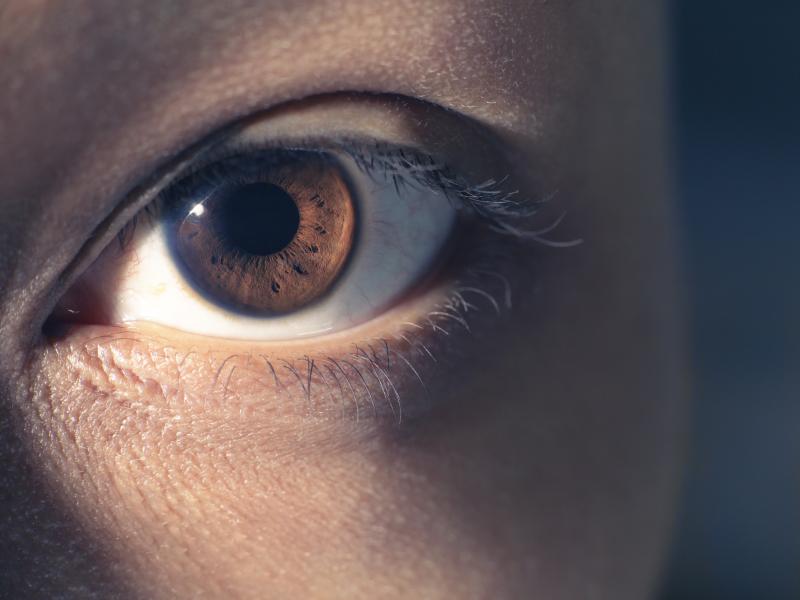 Eye Black for Athletes: The Secret to Eliminating Glare & Improving Focus