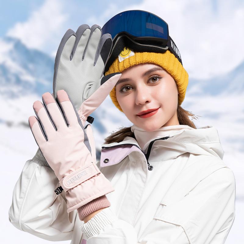 Feeling Frosty This Winter. Find The Best Ski Gloves Under $50 Here