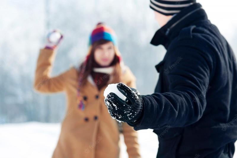 Feeling Frosty This Winter. Find The Best Ski Gloves Under $50 Here
