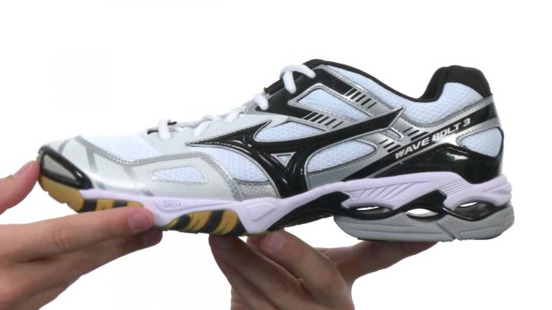 Feeling The Need For Speed This Volleyball Season. Find Out Why The Mizuno Wave Lightning Z6 Is Your Best Option