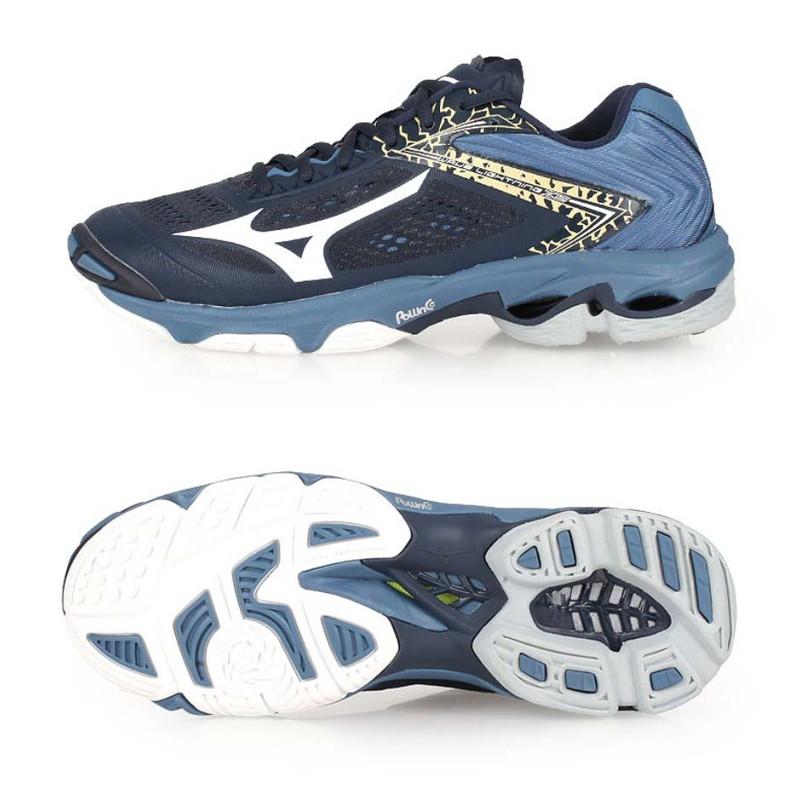 Feeling The Need For Speed This Volleyball Season. Find Out Why The Mizuno Wave Lightning Z6 Is Your Best Option