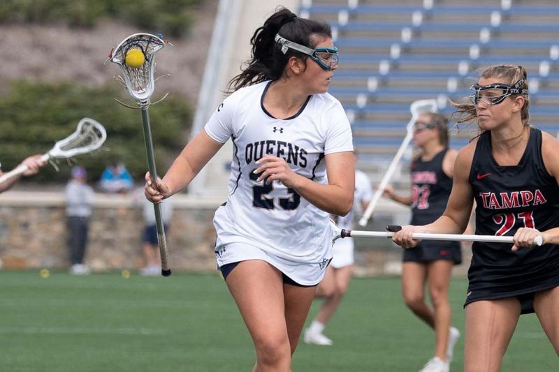 Female Lacrosse Players Must Know: 15 Essential Tips for Gearing Up This Season