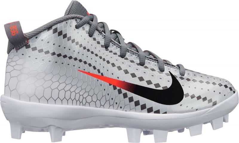 Find the Best Baseball Cleats in 2023: Discover the Must-Have Nike Trout 8s