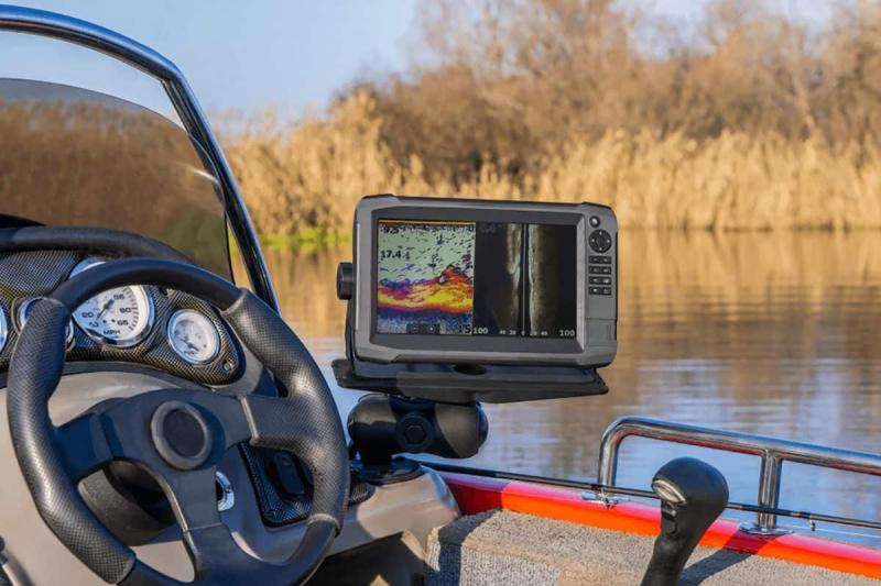 Find the Perfect Kayak Mount for Humminbird Fish Finders This Year