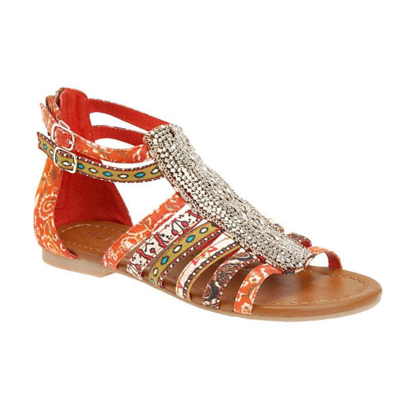Find The Perfect Sandals For Summer Fun This Year