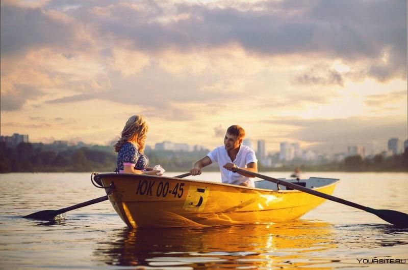 Find Your Dream Boat This Summer: Why a Yellow Kayak is the Perfect Choice