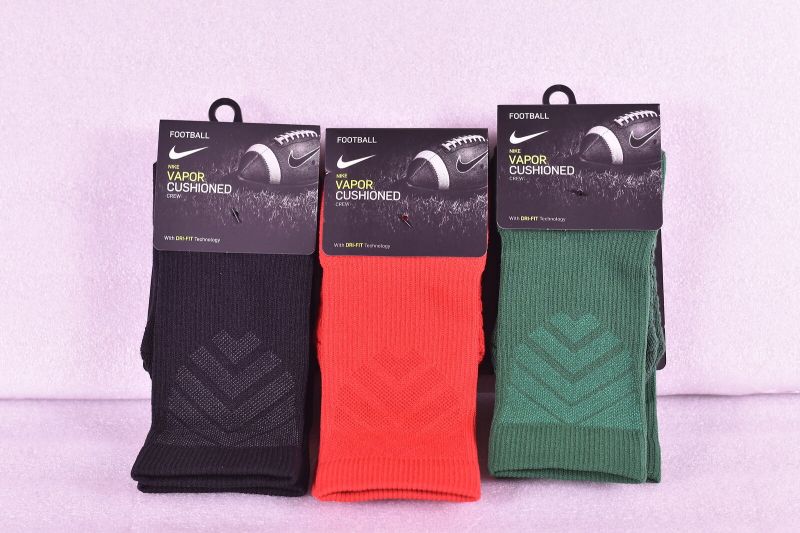 Find Your Fit A Guide to Nike Vapor Crew Socks for Athletes