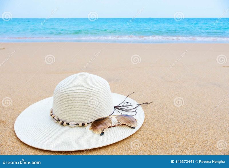Finding the Perfect Tropical Straw Hat for Your Summer Vacation