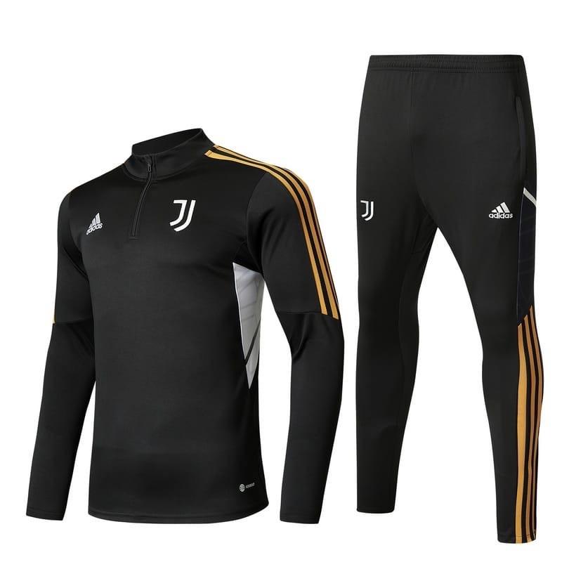 Football Clothes For Training: Discover 15 Essentials For Your Team