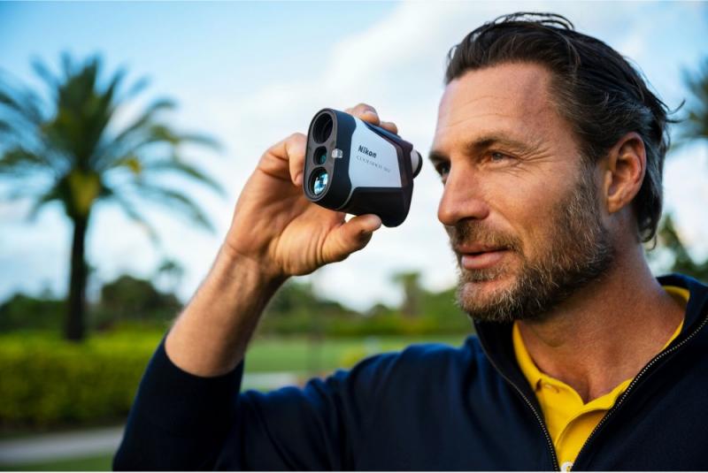 Get Your Self a Great Golfing Gadget for a Great Price: Discover the Bushnell Tour V5 Today