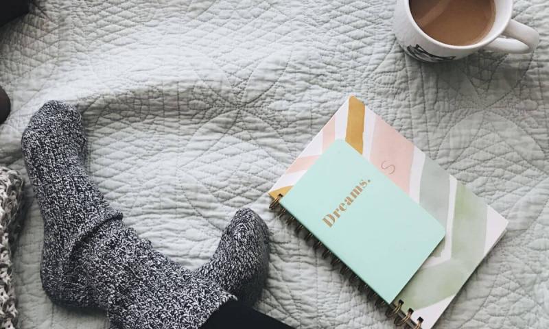 Getting Cozy This Winter. Discover 15 Tips For Choosing The Best Insulated Socks