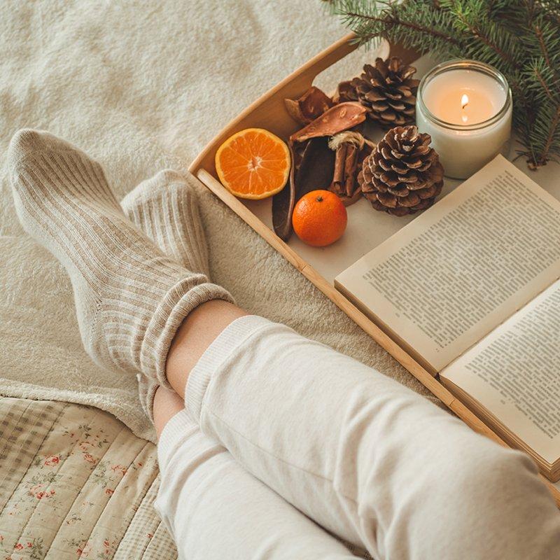 Getting Cozy This Winter. Discover 15 Tips For Choosing The Best Insulated Socks