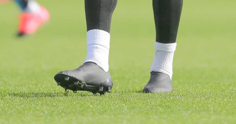 Goalie Shoes that Dominate: 14 Must-Have Features for Soccer Cleats to Boost Goalkeeper Game