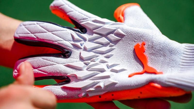 Goalie Shoes that Dominate: 14 Must-Have Features for Soccer Cleats to Boost Goalkeeper Game