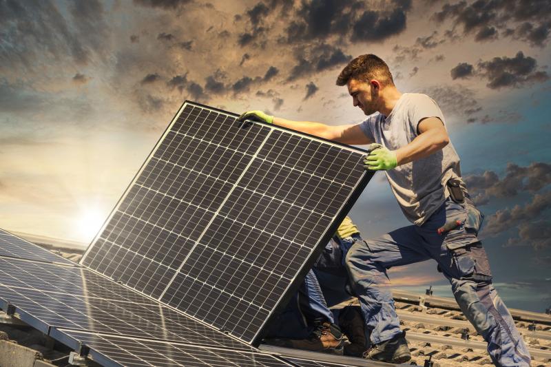 Going Solar in Wisconsin This Year: A 15-Step Checklist To Install Panels On Your Home