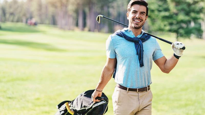 Golfer Must-Have: The Magnetic Pocket Golf Bag, Here