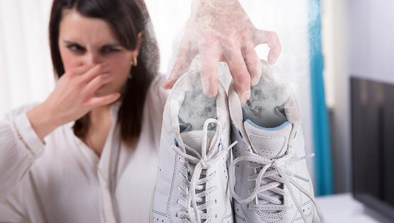 Got Smelly Shoes and Boots. 7 Ways Sneaker Balls Can Help Remove Footwear Stink: The Ultimate Guide for Fresh Feet