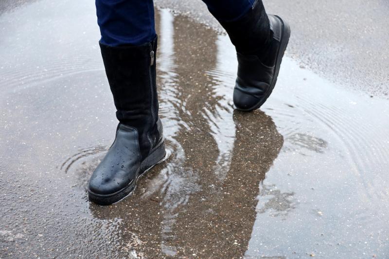 Got Smelly Shoes and Boots. 7 Ways Sneaker Balls Can Help Remove Footwear Stink: The Ultimate Guide for Fresh Feet
