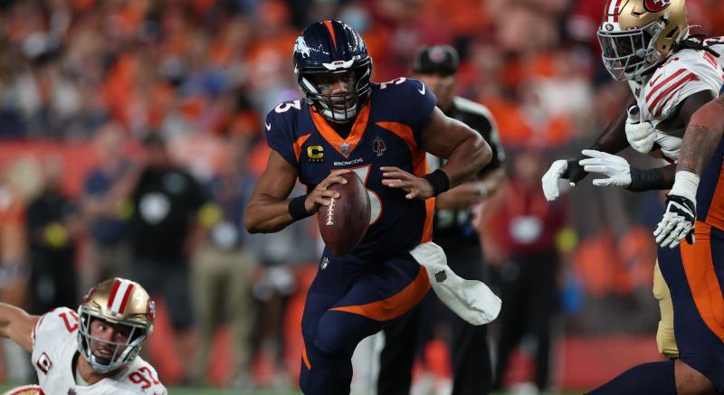 Hang with NFL Fans In-Season: 15 Things You Never Knew About Broncos Cornhole