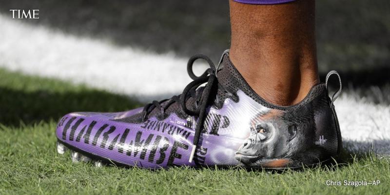 Have You Seen These Hot New Cleats Yet. Under Armour Blur Smoke Cleats Dominating The Field