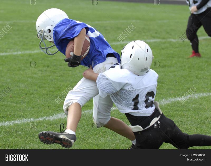 Heading: The Best Lacrosse Helmets for Concussion Prevention and Safety in 2022