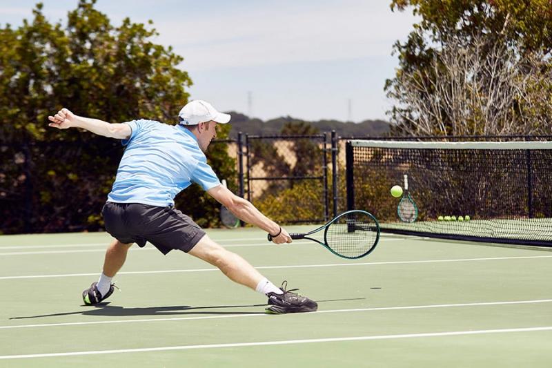 Hit Your Target This Year: Master the Head Challenge MP Tennis Racket