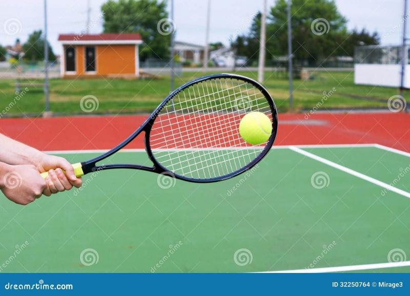 Hit Your Target This Year: Master the Head Challenge MP Tennis Racket