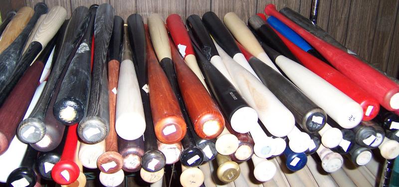 Hot Trends: The Best Wooden Baseball Bats For 2023