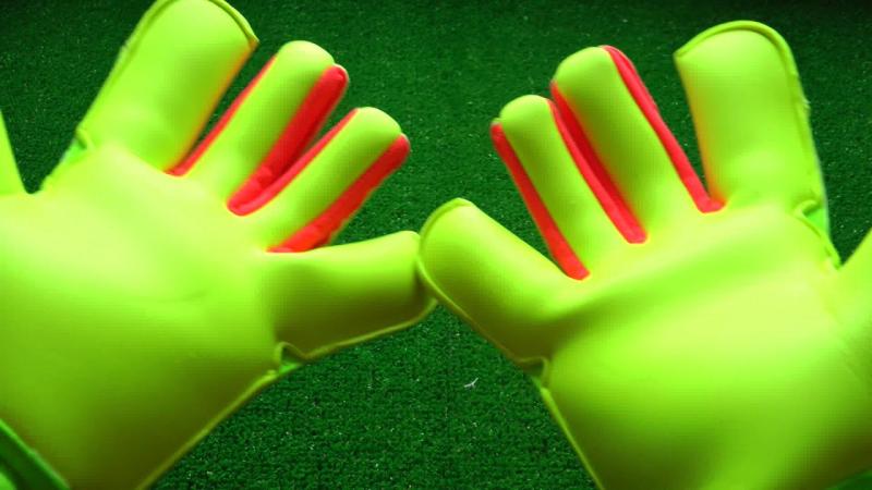 How to choose the perfect goalkeeper gloves in 2023: Discover if Nike’s vapor grip 3 is right for you