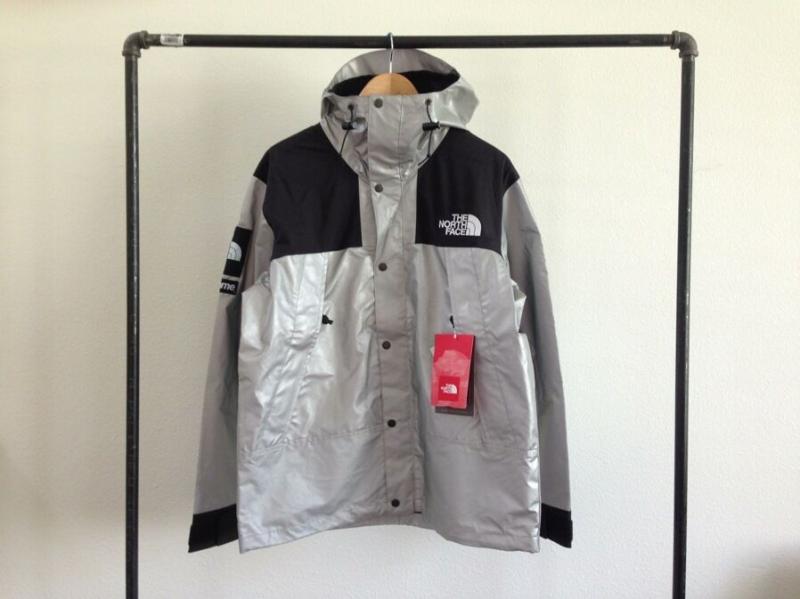 How to Find the Best Rain Parka: Take a Look at the City Breeze Jacket from North Face