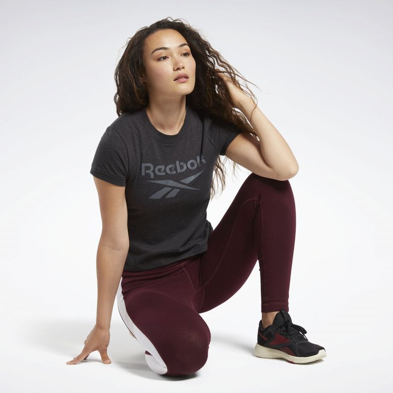 How to Find The Perfect Reebok TShirt for Women in 2023