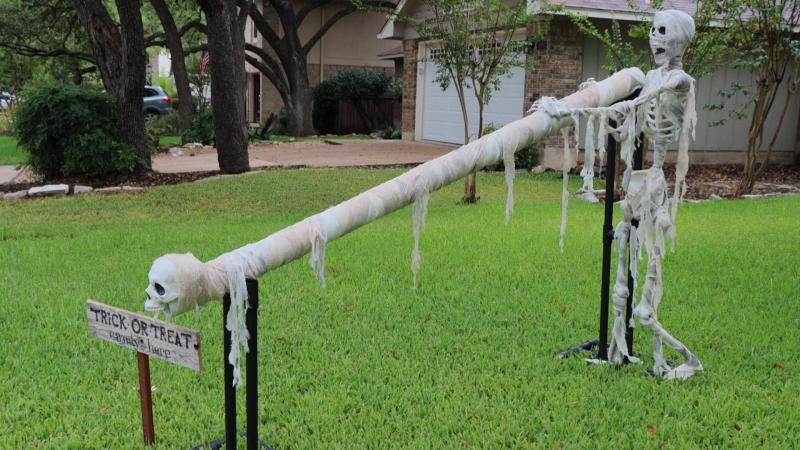 How to Make a Spooky Head on a Stick This Halloween: Build Your Own Creepy Prop