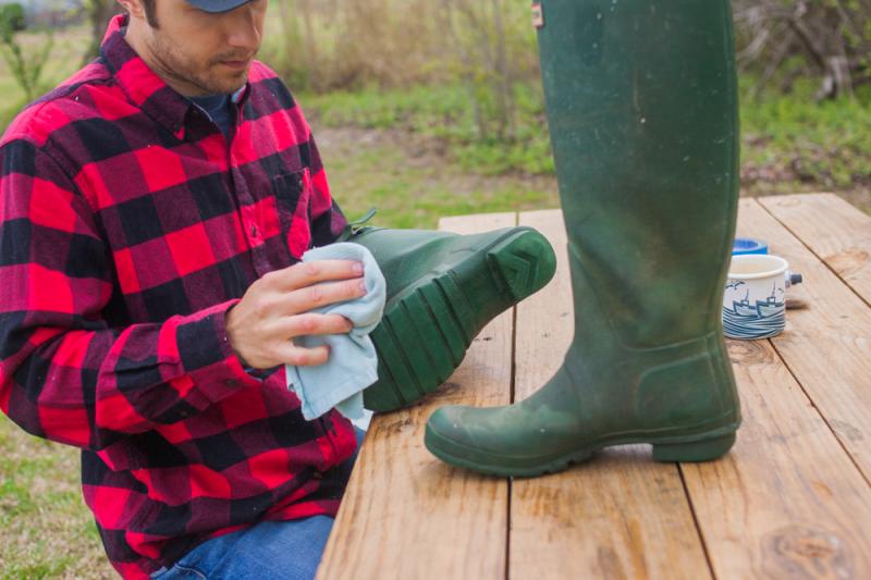 How To Make Your Rubber Boots Last With The Best Conditioner