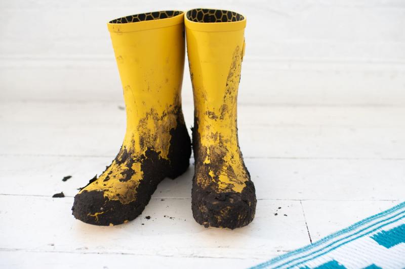 How To Make Your Rubber Boots Last With The Best Conditioner